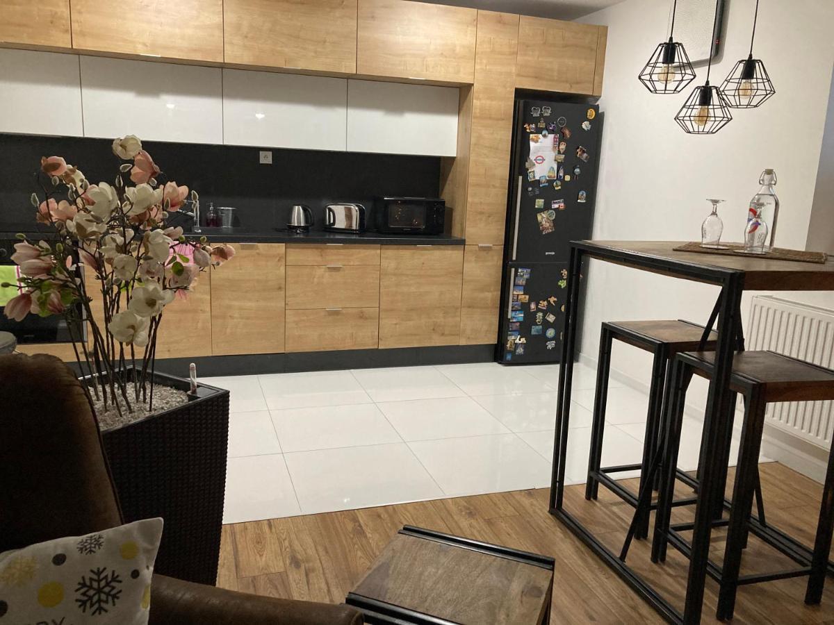 Underground Apartment Bratislava-Nivy Экстерьер фото