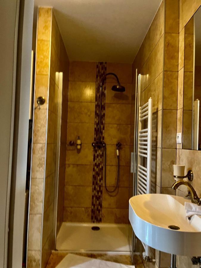 Underground Apartment Bratislava-Nivy Экстерьер фото