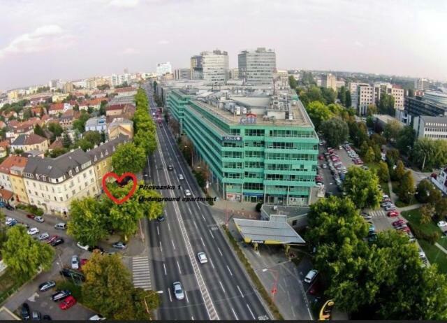 Underground Apartment Bratislava-Nivy Экстерьер фото