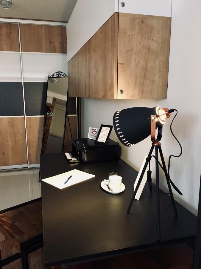 Underground Apartment Bratislava-Nivy Экстерьер фото